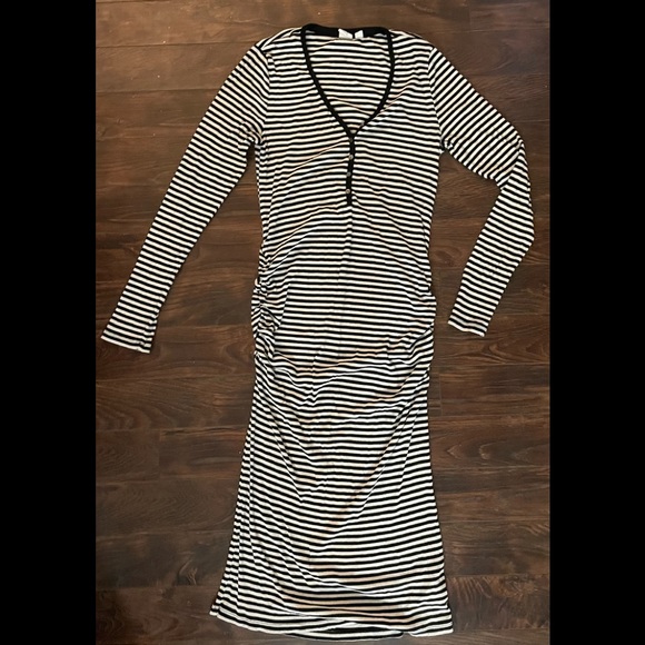 Gap maternity dress size medium - Picture 1 of 4